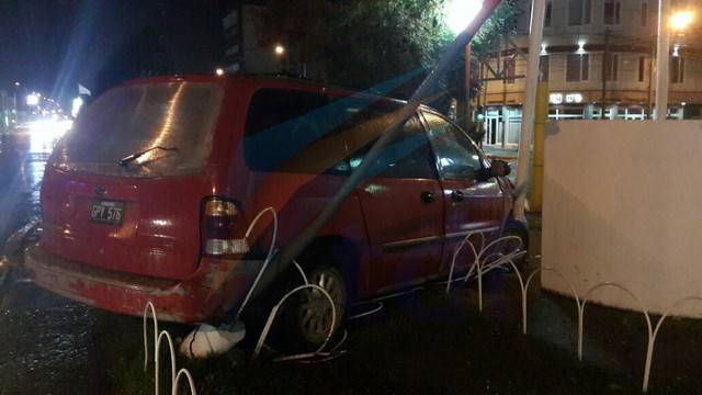 auto abandonado croata1