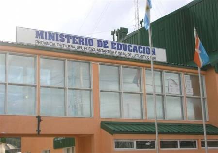 padres-autoconvocados-reclamaron-ante-el-ministerio-de-educaci-n_20235