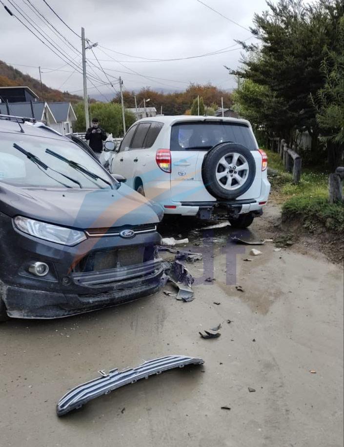 Fuerte Choque Dej Da Os Materiales En Ushuaia Actualidad Tdf