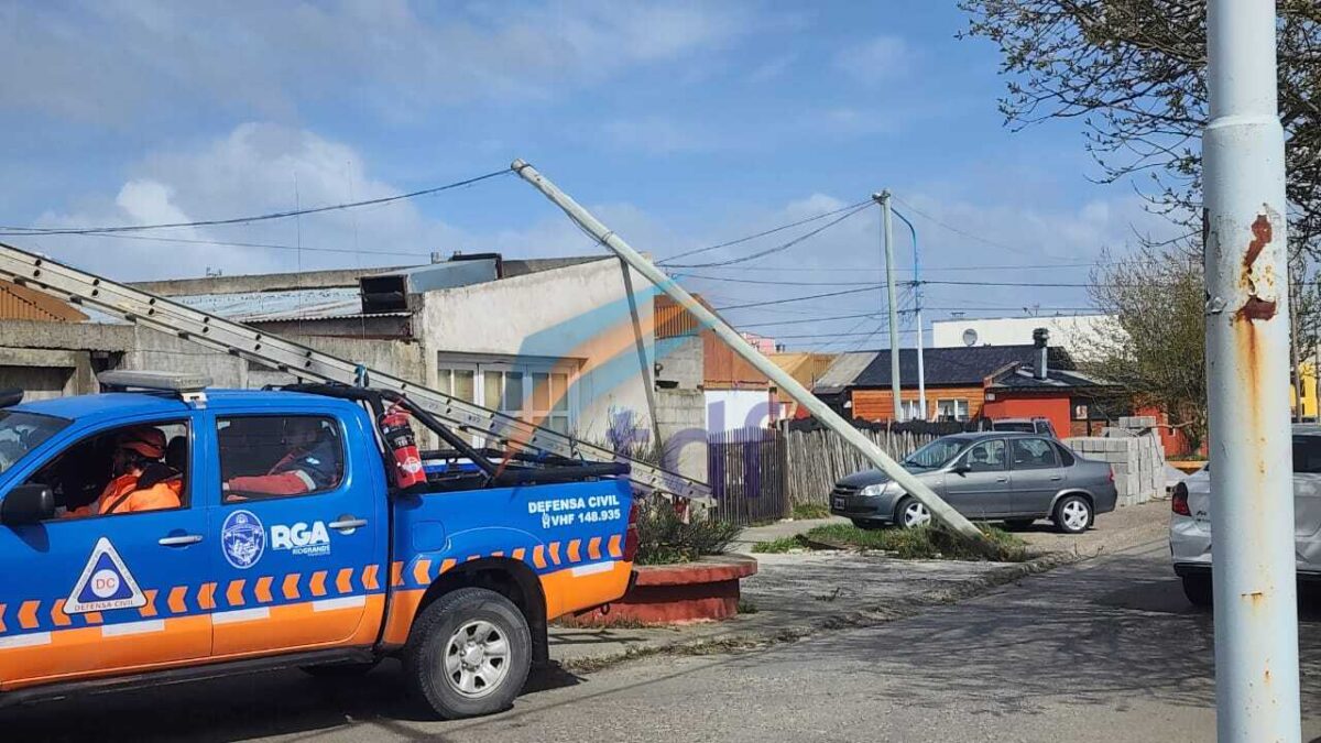 Voladura De Techos Y Postes Ca Dos A Causa Del Temporal De Viento En