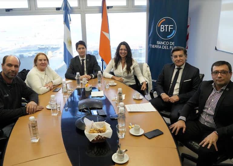 El Btf Lanza Líneas Para Asistir A Empresas En El Pago De Haberes Y Medio Aguinaldo Actualidad Tdf 5025