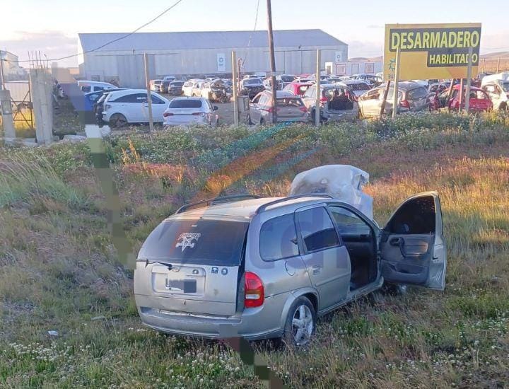 Conductor perdió el control de su rodado, chocó y fue aprehendido por portar un arma de aire comprimido