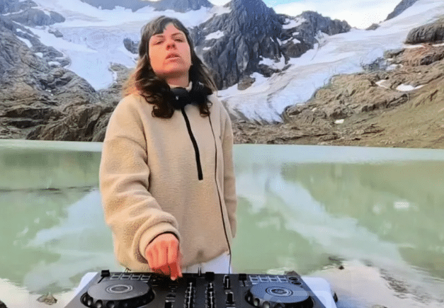 Otra vez: Polémica por una DJ israelí que grabó un set de música electrónica en Laguna de los Témpanos